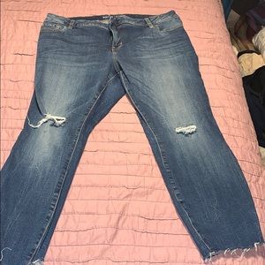 Old Navy rockstar 22 plus short jeans EUC